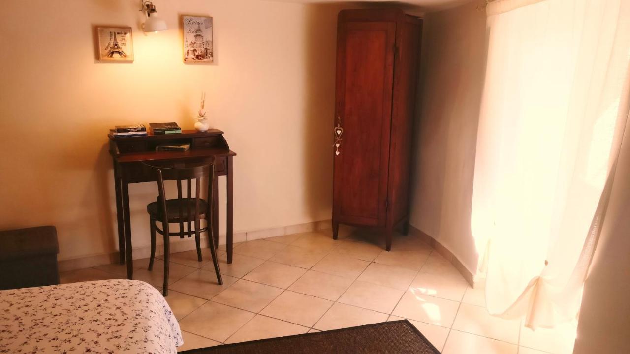 Apartamento Oneiro Bed And Relax Benevento Exterior foto