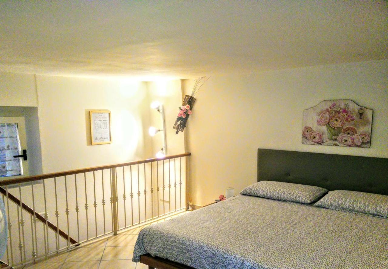 Apartamento Oneiro Bed And Relax Benevento Exterior foto